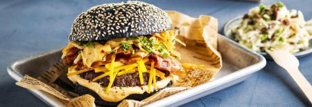 Banquet d’Or® Round Black Burger Sandwich